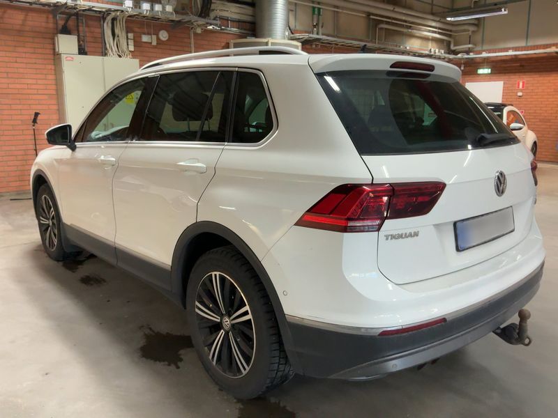 Volkswagen Tiguan 2.0 TDI Highline 4Motion BlueMotion Tech 2017 – снимка 6