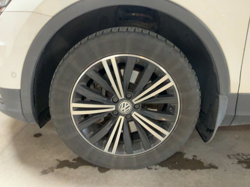 Volkswagen Tiguan 2.0 TDI Highline 4Motion BlueMotion Tech 2017 – снимка 3