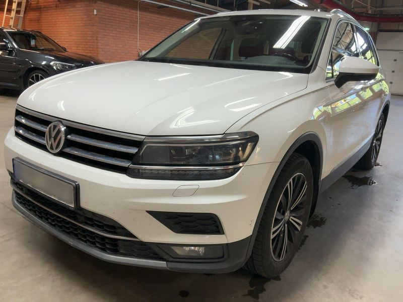 Volkswagen Tiguan 2.0 TDI Highline 4Motion BlueMotion Tech 2017 – снимка 1