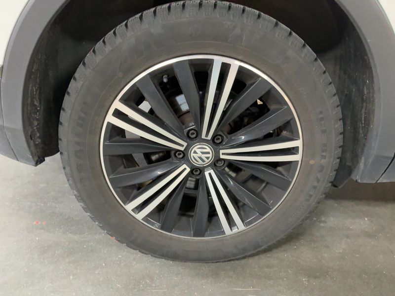 Volkswagen Tiguan 2.0 TDI Highline 4Motion BlueMotion Tech 2017 – снимка 9