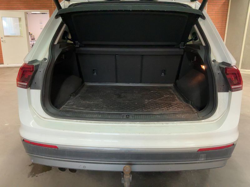 Volkswagen Tiguan 2.0 TDI Highline 4Motion BlueMotion Tech 2017 – снимка 15
