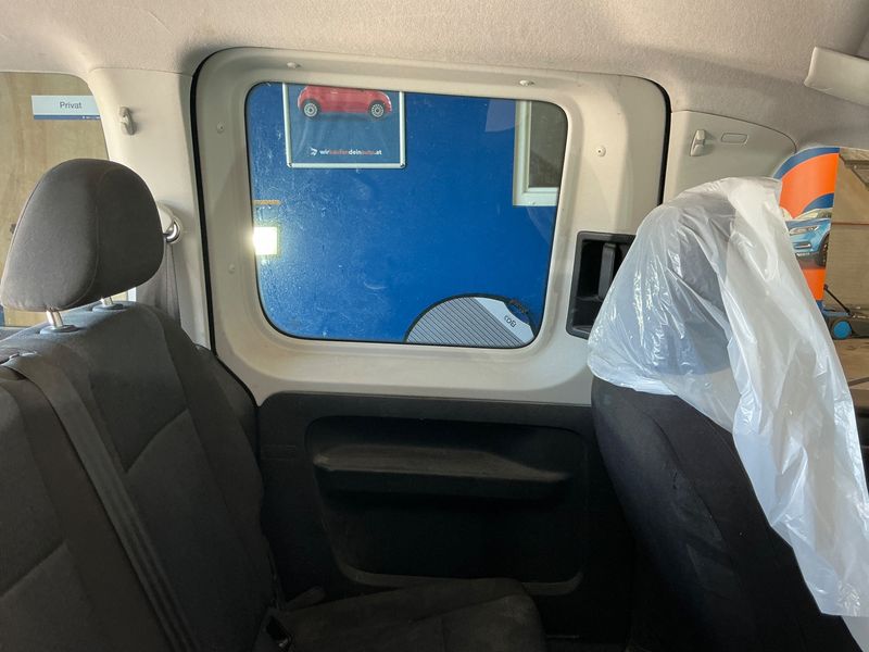Volkswagen Caddy 2.0 TDI Trendline 4Motion BlueMotion Tech 2015 – снимка 51