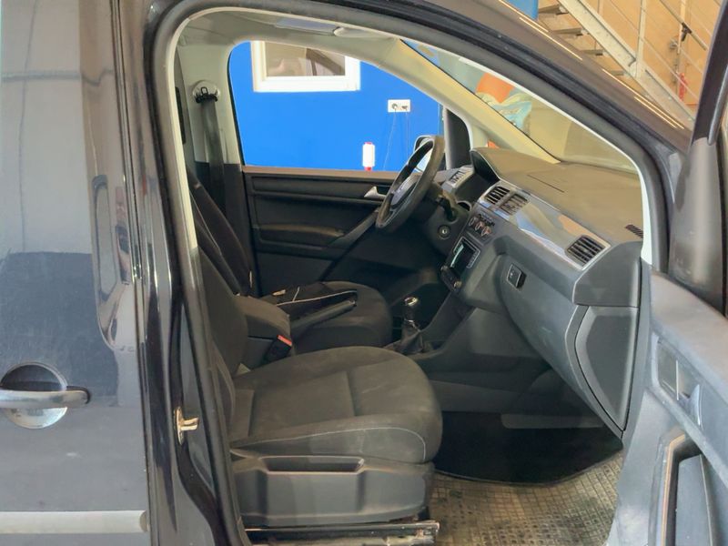 Volkswagen Caddy 2.0 TDI Trendline 4Motion BlueMotion Tech 2015 – снимка 16