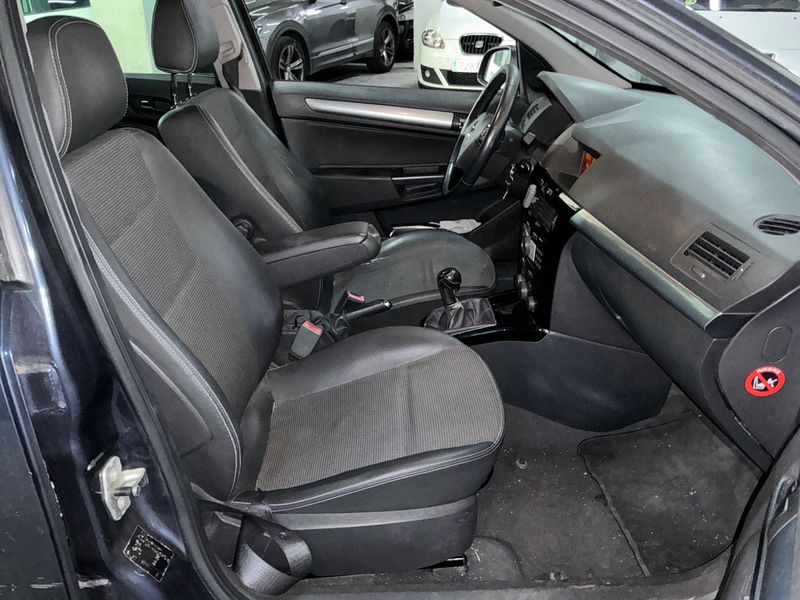 Opel Astra 1.7 CDTI Edition 2009 – снимка 3