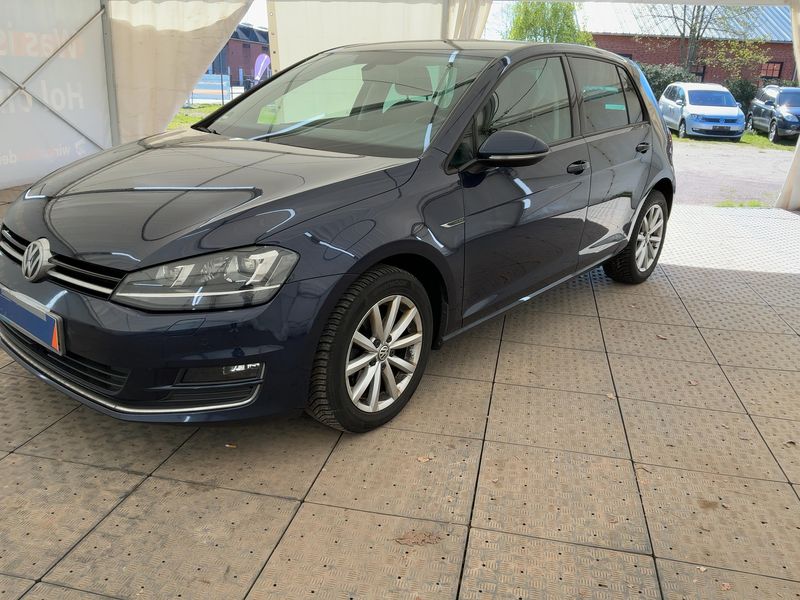 Volkswagen Golf VII 1.2 TSI Lounge BlueMotion Tech 2015 – снимка 2
