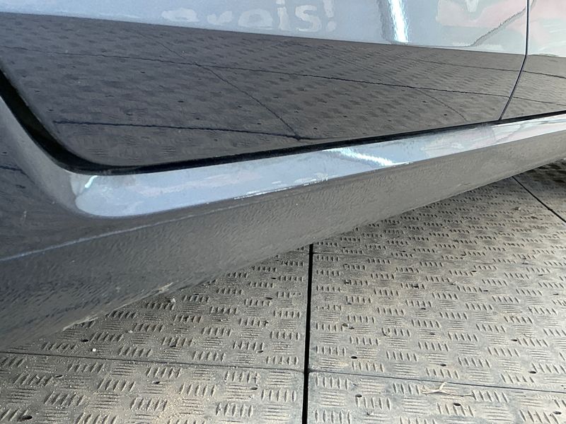 Volkswagen Golf VII 1.2 TSI Lounge BlueMotion Tech 2015 – снимка 21