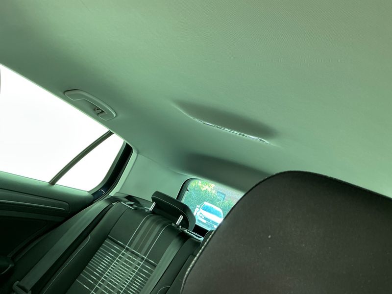 Volkswagen Golf VII 1.2 TSI Lounge BlueMotion Tech 2015 – снимка 32