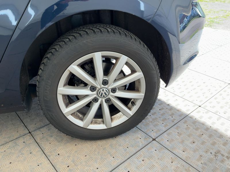 Volkswagen Golf VII 1.2 TSI Lounge BlueMotion Tech 2015 – снимка 5