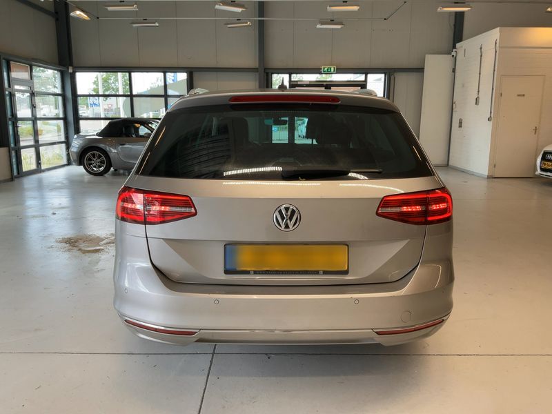 Volkswagen Passat 1.6 TDI Carat BlueMotion Tech 2016 – снимка на щета 7