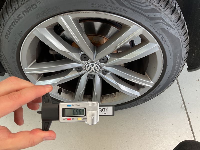 Volkswagen Passat 1.6 TDI Carat BlueMotion Tech 2016 – снимка 5