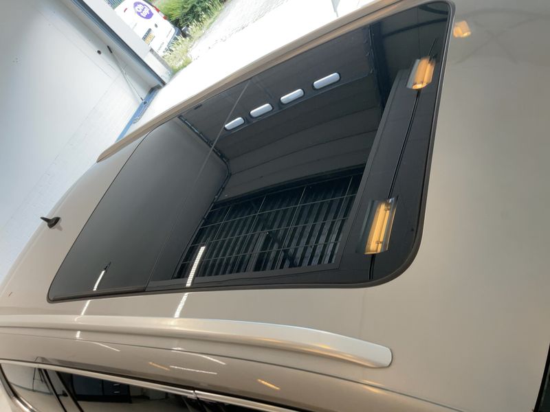 Volkswagen Passat 1.6 TDI Carat BlueMotion Tech 2016 – снимка 13