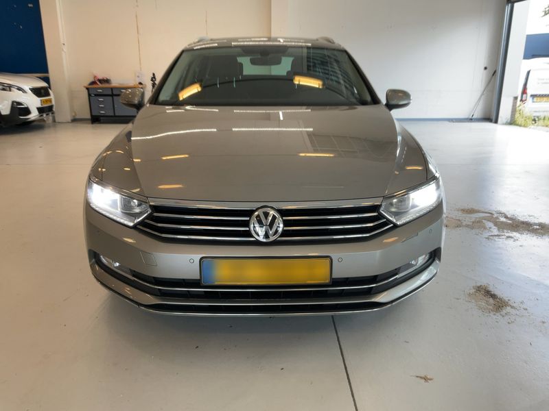 Volkswagen Passat 1.6 TDI Carat BlueMotion Tech 2016 – снимка на щета 14