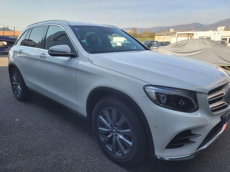 Mercedes-Benz GLC-Klasse GLC 250 4Matic AMG Line 2016 – снимка 12