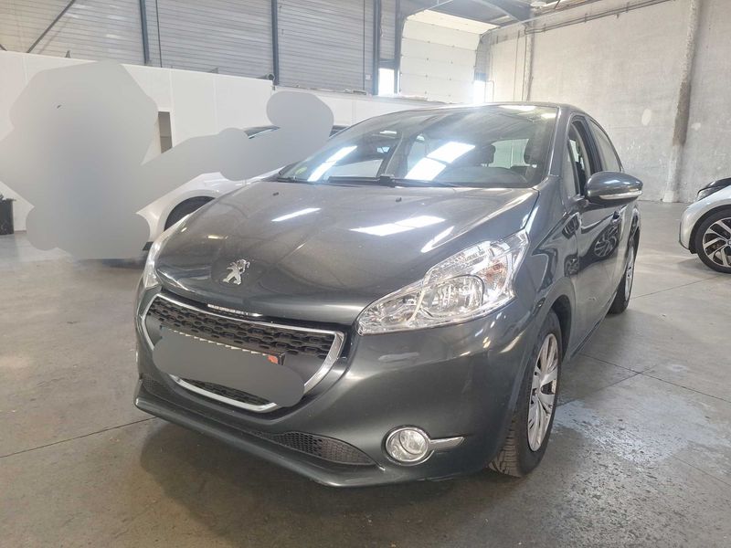 Peugeot 208 1.6 HDi Affaire Pack CD Clim Confort 2015 – снимка 1