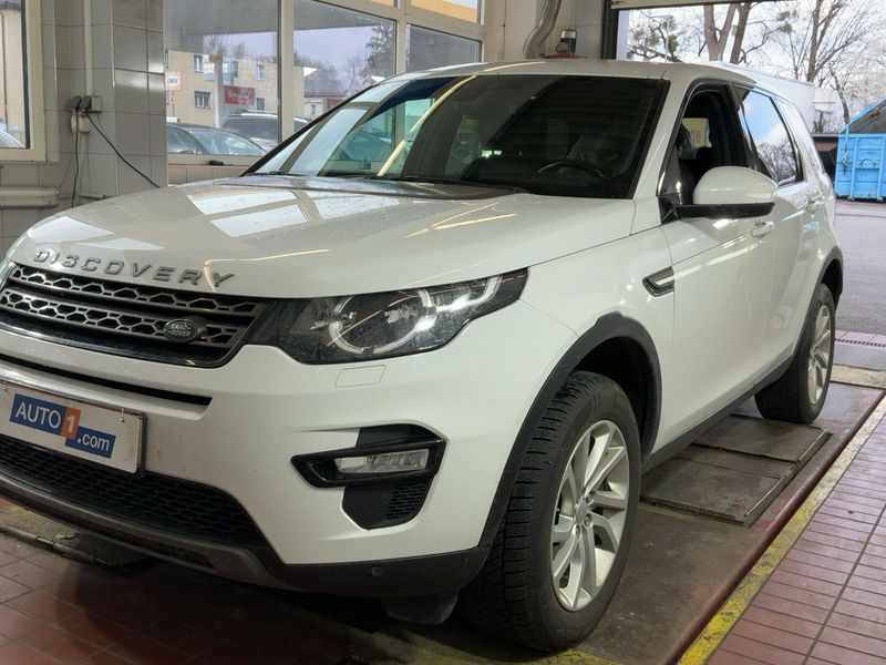 Land Rover Discovery Sport 2.0 Td4 SE AWD 2019 – снимка 2