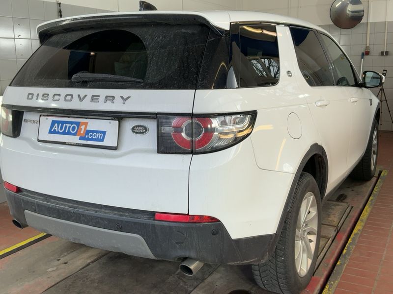Land Rover Discovery Sport 2.0 Td4 SE AWD 2019 – снимка 8