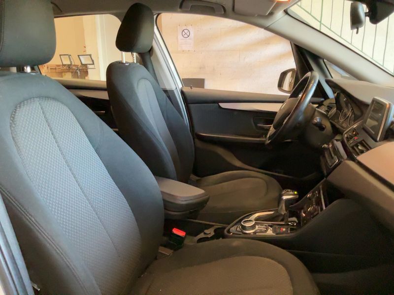 BMW 2er 218i Active Tourer Lounge 2016 – снимка 16