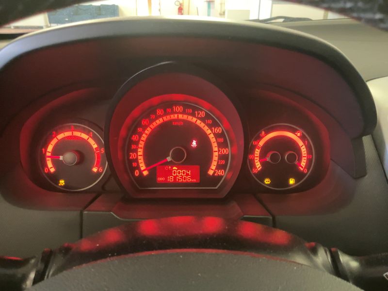 Kia cee'd 1.6 CRDi Active 2010 – снимка 4