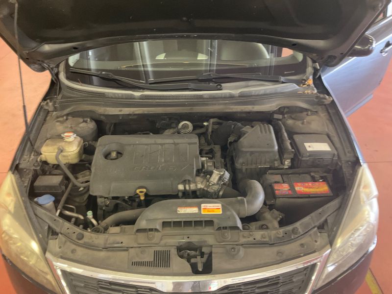 Kia cee'd 1.6 CRDi Active 2010 – снимка на щета