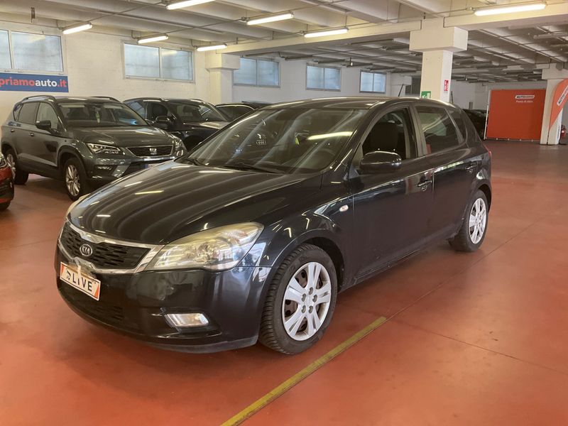 Kia cee'd 1.6 CRDi Active 2010 – снимка 1