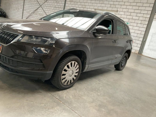 Skoda Karoq 1.0 TSI Ambition 2019 – снимка 2