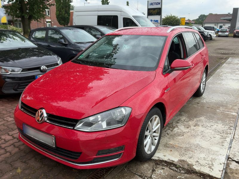 Volkswagen Golf VII 2.0 TDI Lounge BlueMotion Tech 2015 – снимка 1