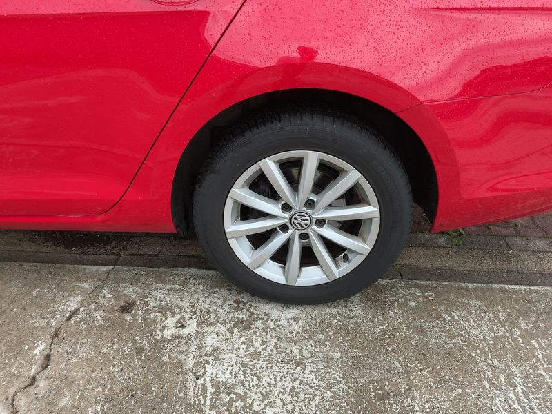 Volkswagen Golf VII 2.0 TDI Lounge BlueMotion Tech 2015 – снимка 5