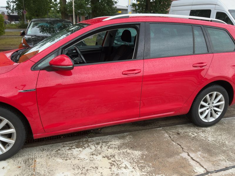 Volkswagen Golf VII 2.0 TDI Lounge BlueMotion Tech 2015 – снимка 4
