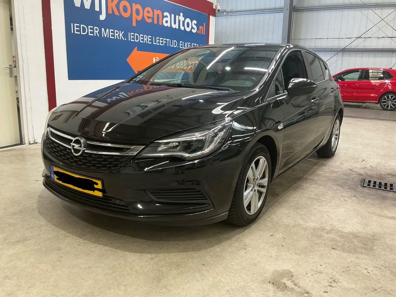 Opel Astra 1.0 Turbo Edition Start/Stop 2018 – снимка 1