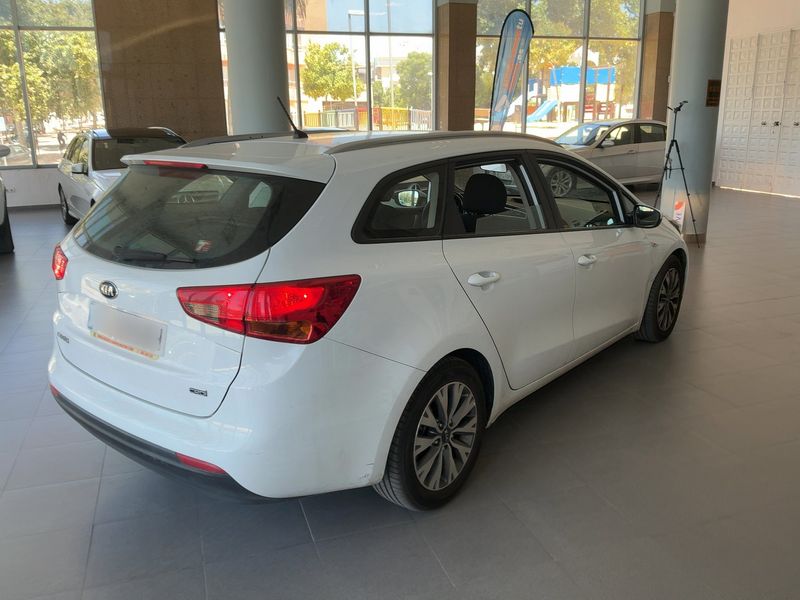 Kia cee'd 1.6 CRDi Concept Plus 2017 – снимка 8