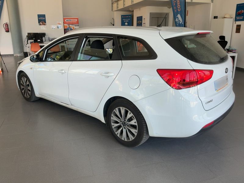 Kia cee'd 1.6 CRDi Concept Plus 2017 – снимка 6
