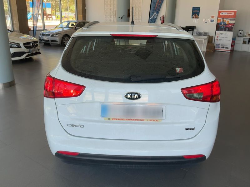 Kia cee'd 1.6 CRDi Concept Plus 2017 – снимка 7
