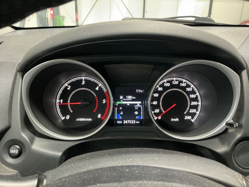Mitsubishi ASX 1.8 DI-D Motion 2WD 2011 – снимка 4