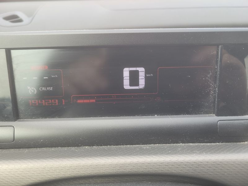 Citroen C4 Cactus 1.6 Blue-HDi Shine 2015 – снимка 18