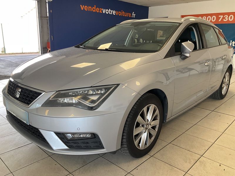 Seat Leon 1.6 TDI Style Business 2019 – снимка 2