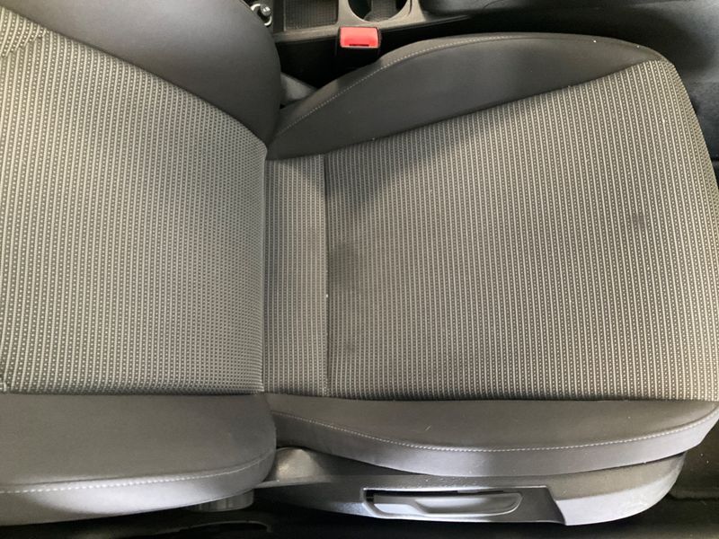 Seat Leon 1.6 TDI Style Business 2019 – снимка 22