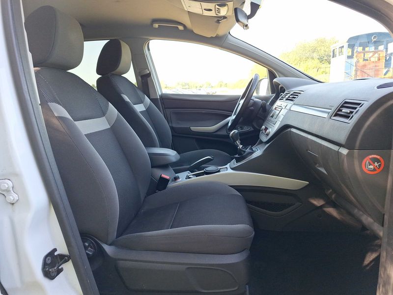 Ford Kuga 2.0 TDCi Trend 2012 – снимка 10