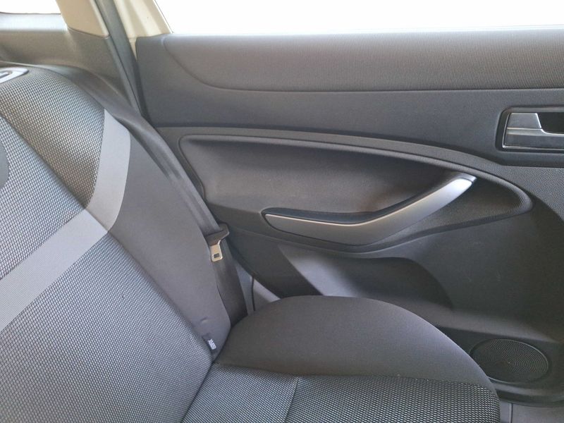 Ford Kuga 2.0 TDCi Trend 2012 – снимка 42