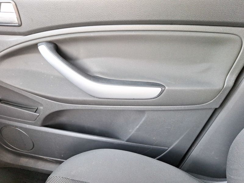 Ford Kuga 2.0 TDCi Trend 2012 – снимка 40