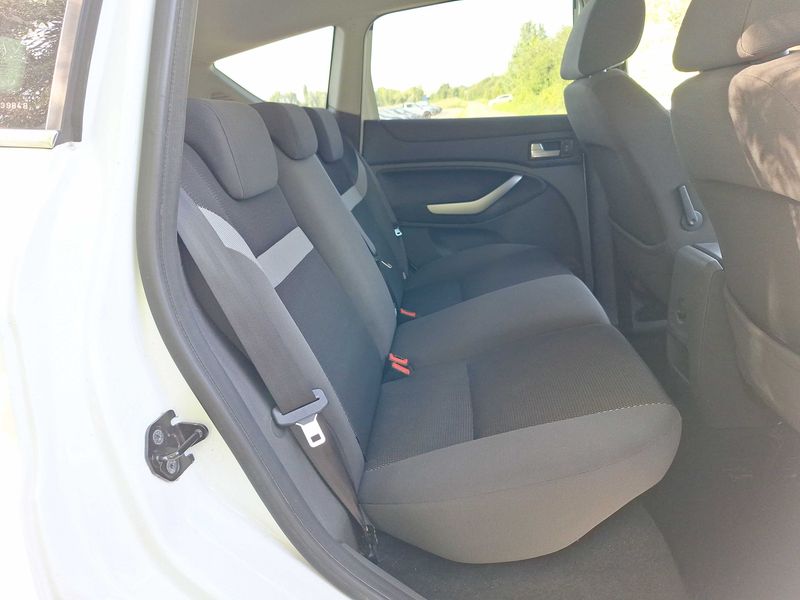 Ford Kuga 2.0 TDCi Trend 2012 – снимка 13