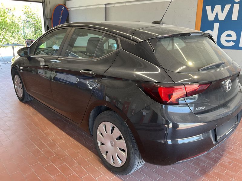Opel Astra 1.5 CDTI Edition Start/Stop 2020 – снимка 6