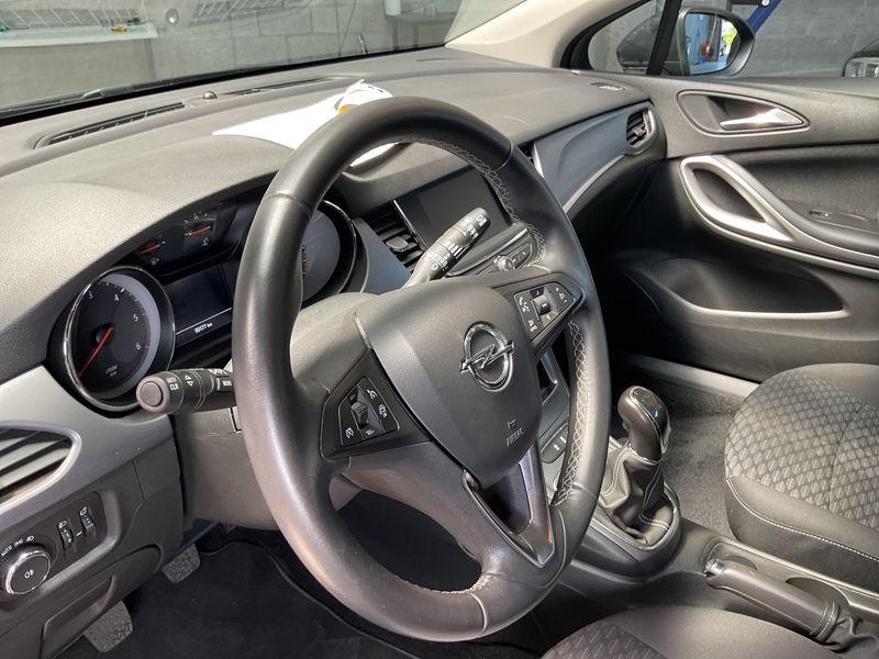 Opel Astra 1.5 CDTI Edition Start/Stop 2020 – снимка 33