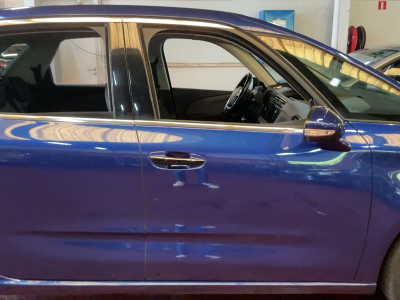 Citroen C4 Picasso 1.6 Blue-HDi Confort 2017 – снимка 10