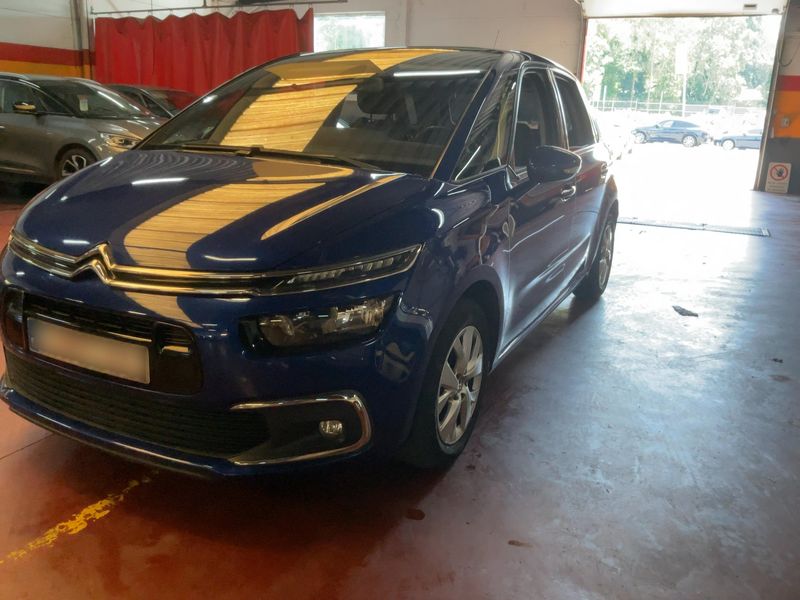 Citroen C4 Picasso 1.6 Blue-HDi Confort 2017 – снимка 2