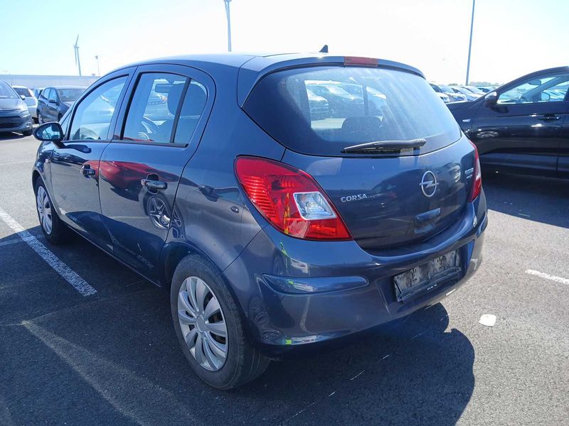 Opel Corsa 1.3 CDTI Edition "111 Jahre" 2010 – снимка 3