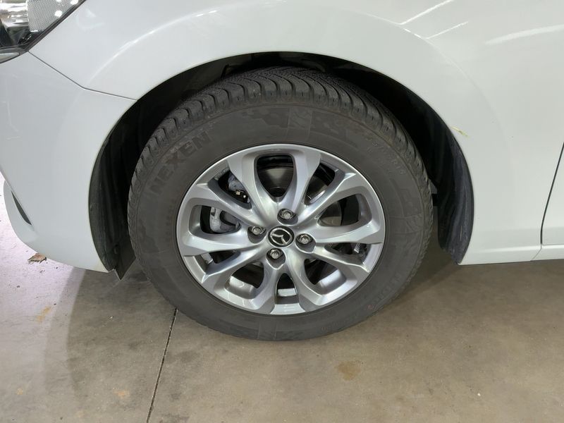 Mazda 2 1.5 Exclusive-Line 2023 – снимка 3