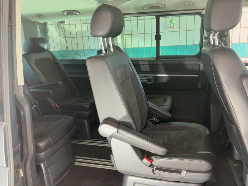 Volkswagen T6 Multivan 2.0 TDI Highline 2016 – снимка 20