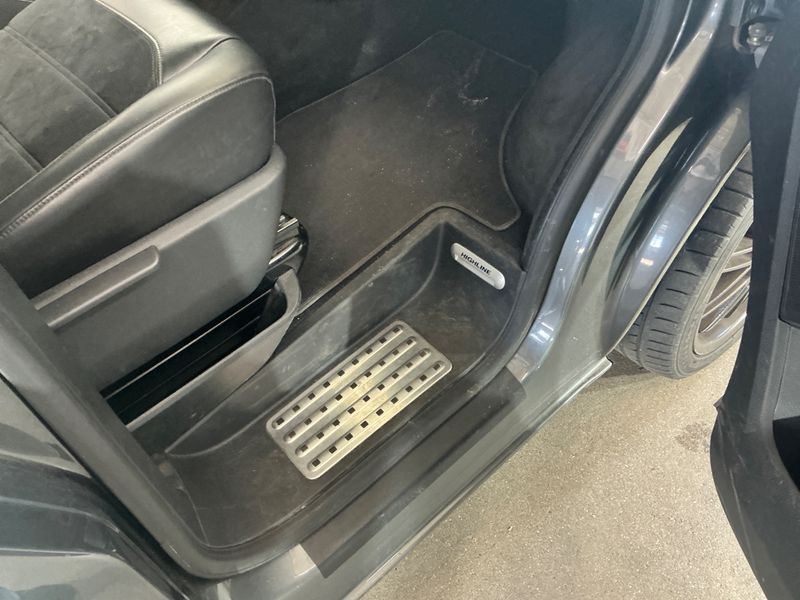 Volkswagen T6 Multivan 2.0 TDI Highline 2016 – снимка 42