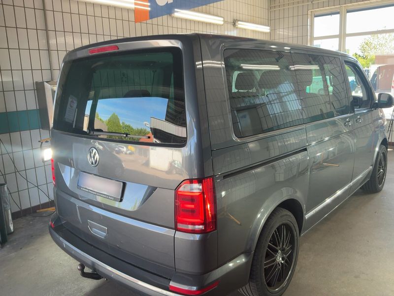 Volkswagen T6 Multivan 2.0 TDI Highline 2016 – снимка 8