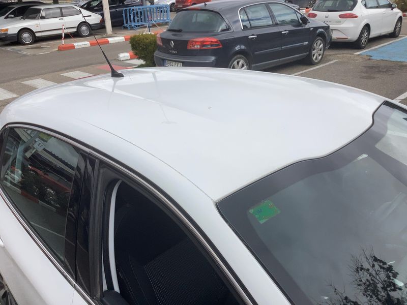 Peugeot 208 1.2 PureTech Allure 2017 – снимка 13